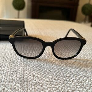 Dior 30Montaigne Mini R3I sunglasses